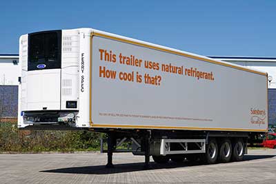 SAINSBURY reçoit la livraison de prototypes de camions frigorifiques