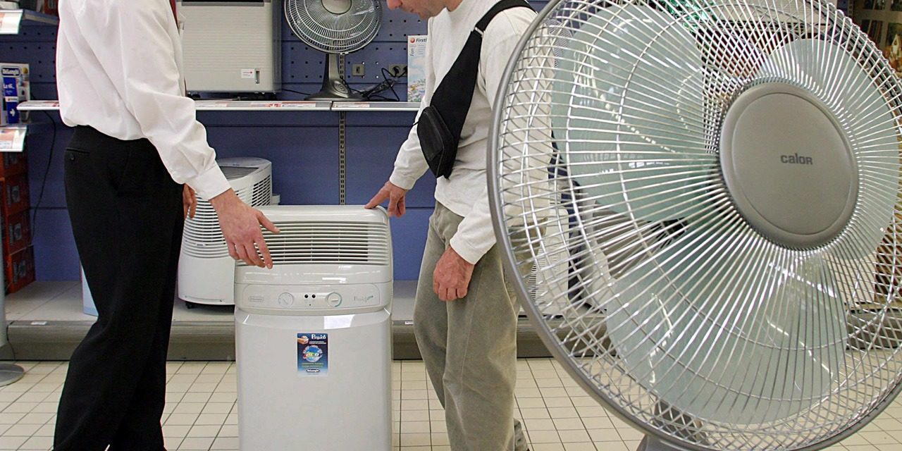 Canicule – Les ventilateurs et les climatiseurs sont pris d’assaut