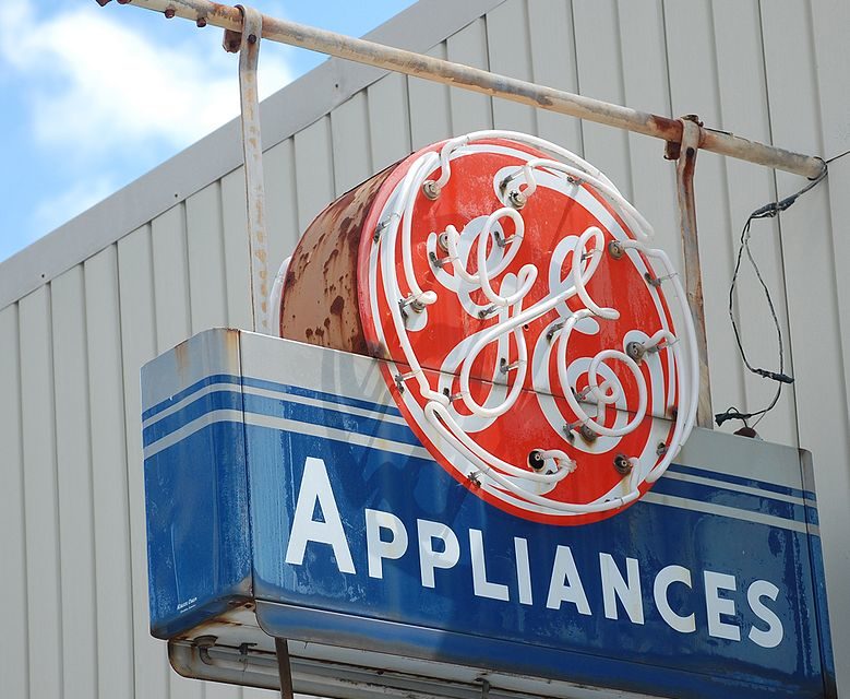 GE Appliances investit dans une usine de réfrigération pour plus de 112 millions d’euros