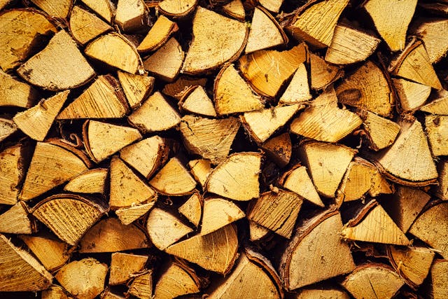 Réduction des aides MaPrimeRénov’ pour le chauffage au bois