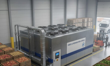 Yacine Oualid inaugure une unité de réfrigération agricole à Ghardaïa